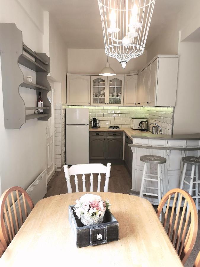 Family Garden Apartmanhaz Сиофок Екстериор снимка